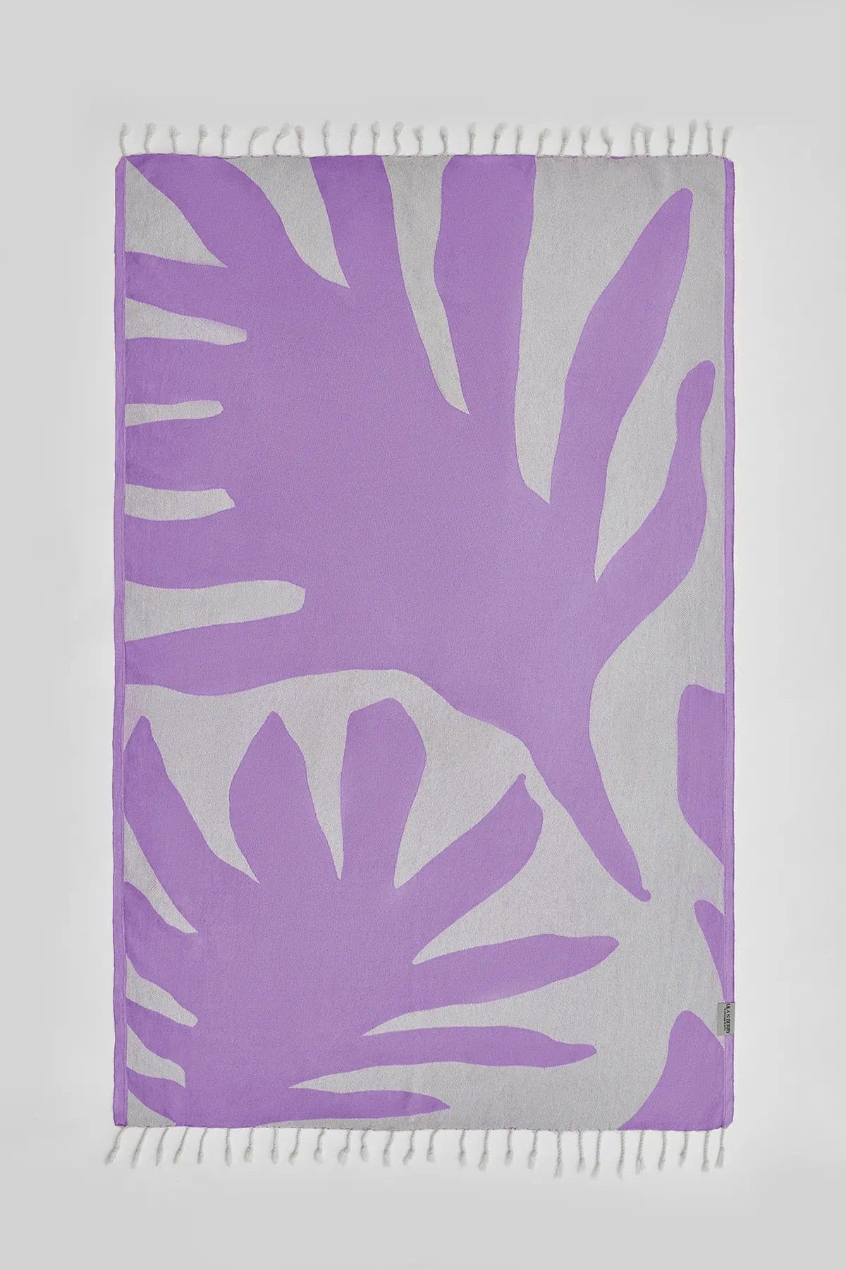 Fiori Turkish towel in Lilac – Flat lay front side with visible pattern